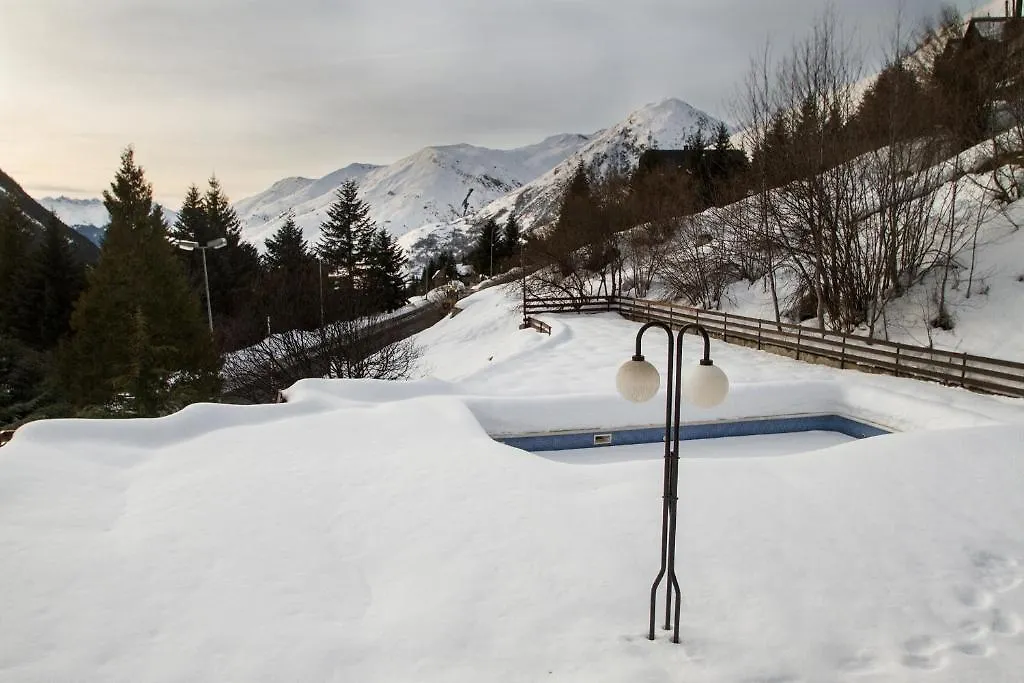 Apartamentos Multibaqueira Baqueira Beret 4*,