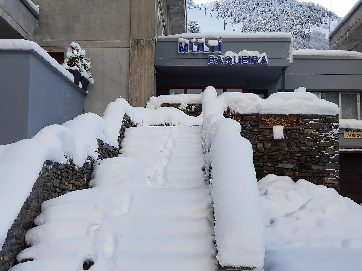 Apartamentos Multibaqueira contacts