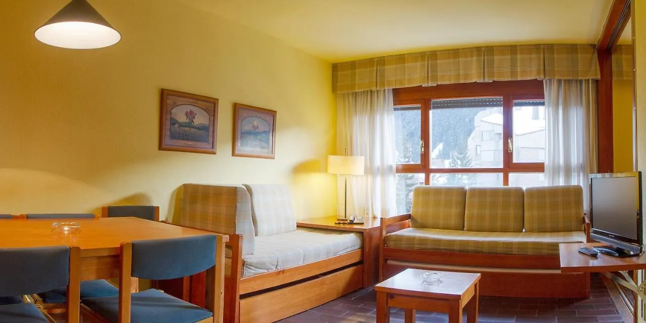 Apartamentos Multibaqueira Baqueira Beret Aparthotel
