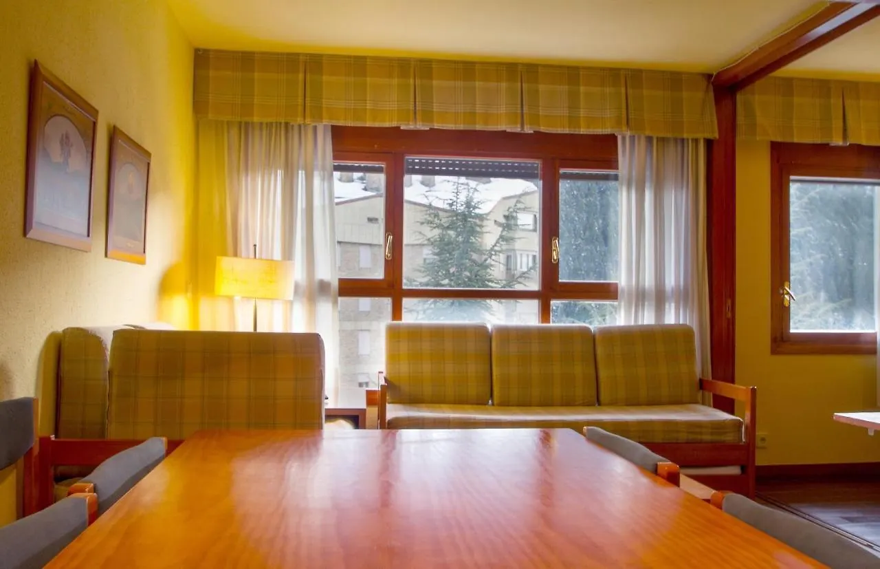 **** Aparthotel Apartamentos Multibaqueira Baqueira Beret Spain