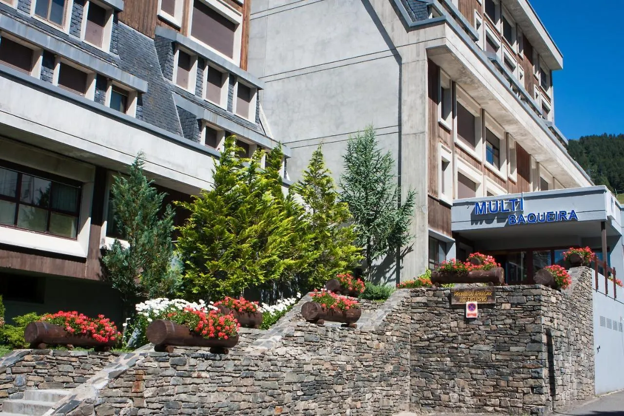Apartamentos Multibaqueira Baqueira Beret 4*,  Spain